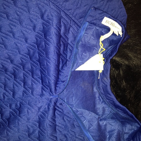 BCBGeneration Pullover - Picture 7 of 7